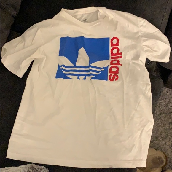 Juniors large Adidas t-shirt - Picture 1 of 2